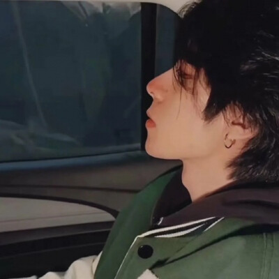男 真人版