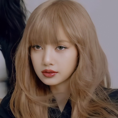 lalisa manoban ☪ 甜豆莎