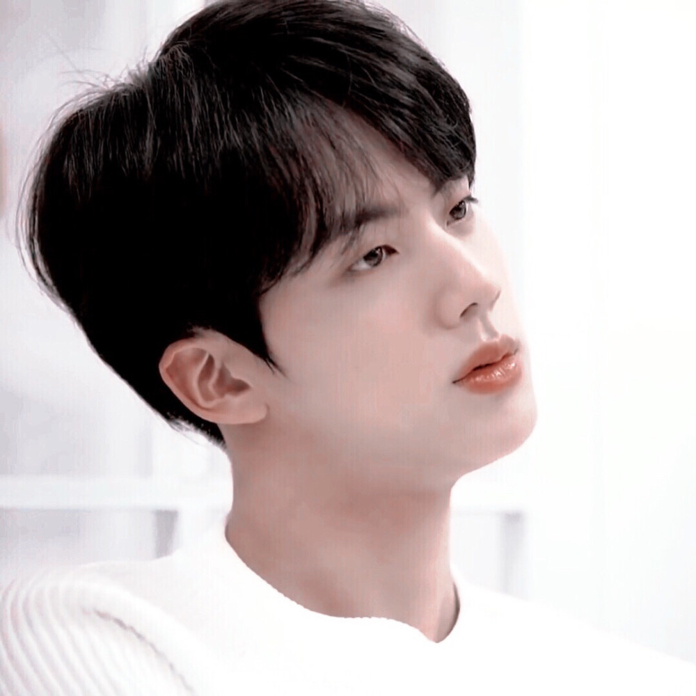 "神明不入愛河，可我是個糊塗蛋。"
金硕珍 X 闵玧其｜原截：野格君。