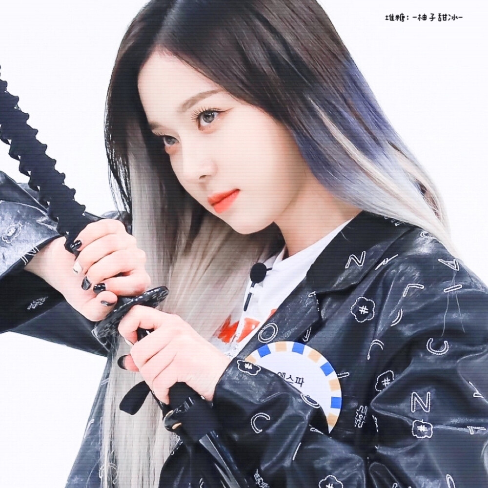 金玟庭Winter头像。