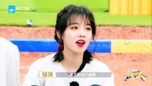 宋雨琦
自截自调抱图dd