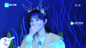 宋雨琦
自截自调抱图dd