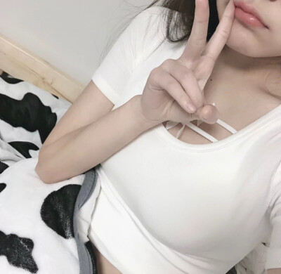 你不善言辞，不懂浪漫，不苟言笑，没关系，你不会的我来