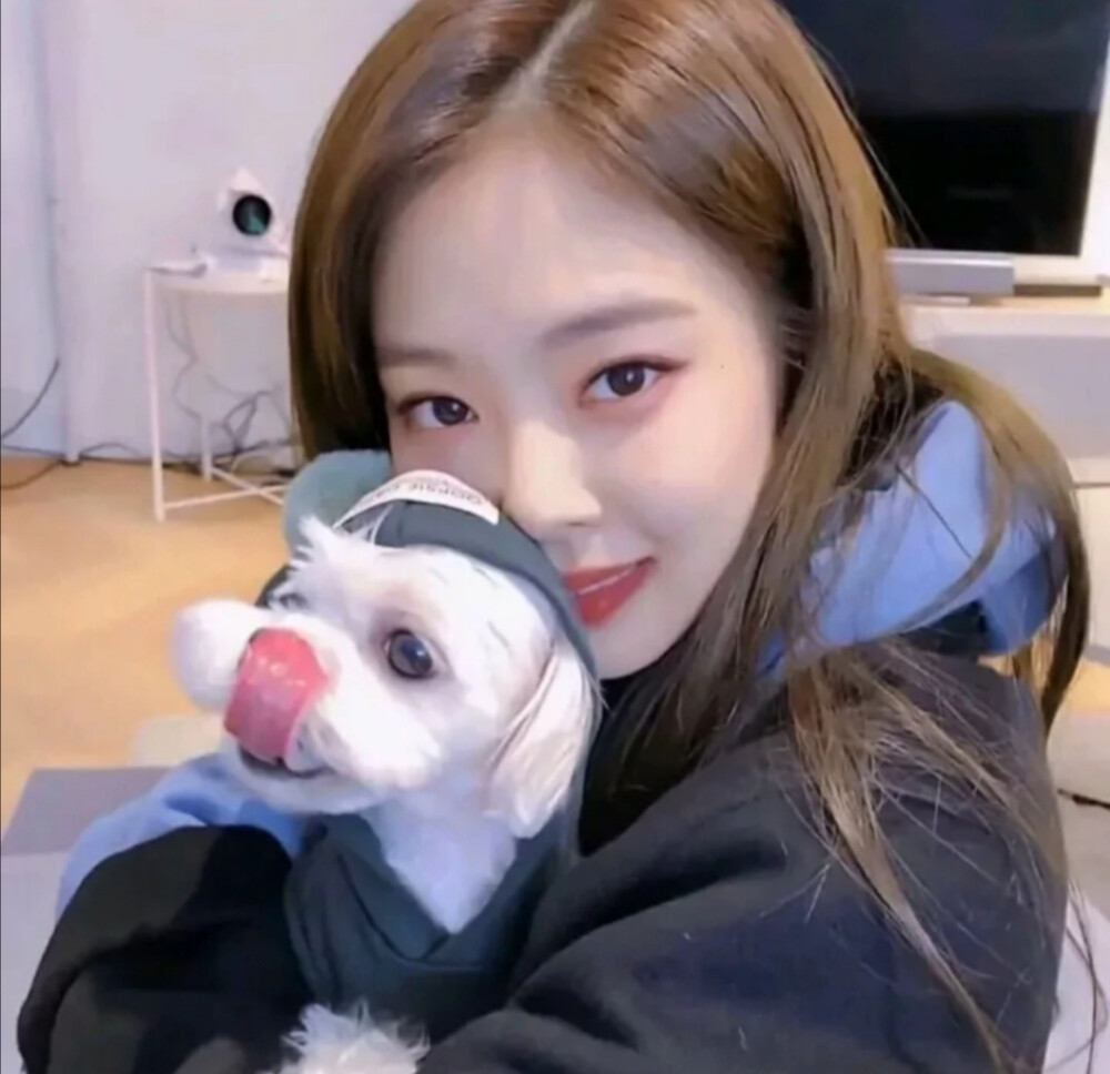 Jennie头像