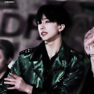 “爱，这个东西，在我这里可不起作用哦，省点心吧。”
原截：©uranus5202.
（看评论看评论）