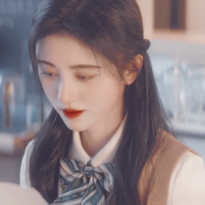 鞠婧祎
©苏沐妍
原截小黄君