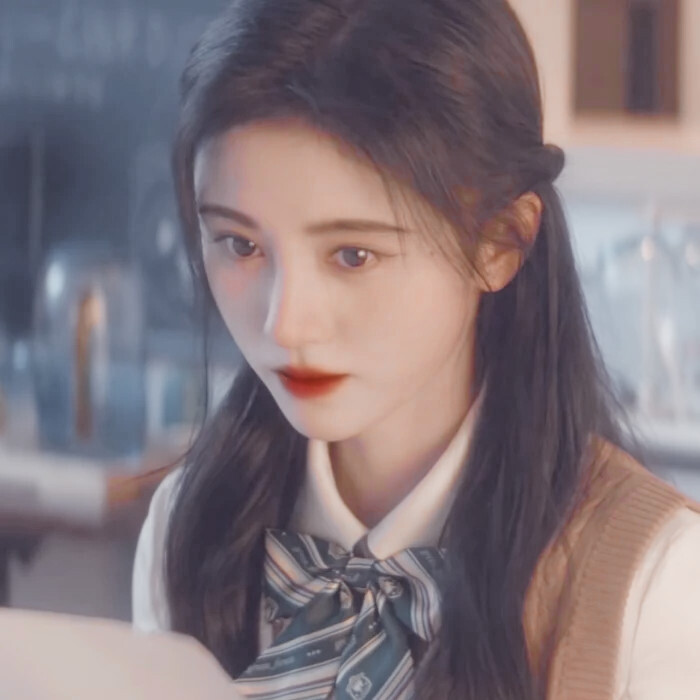 鞠婧祎
©苏沐妍
原截小黄君