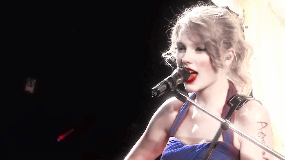 Taylor Swift & speak now²
"你的出現讓這場演唱會的聲音變得更加動人
原截vb·泰勒斯威夫特图集·