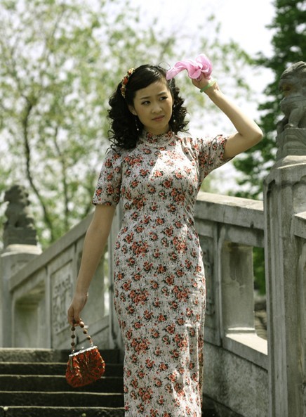 蒋婧旗袍装剧照