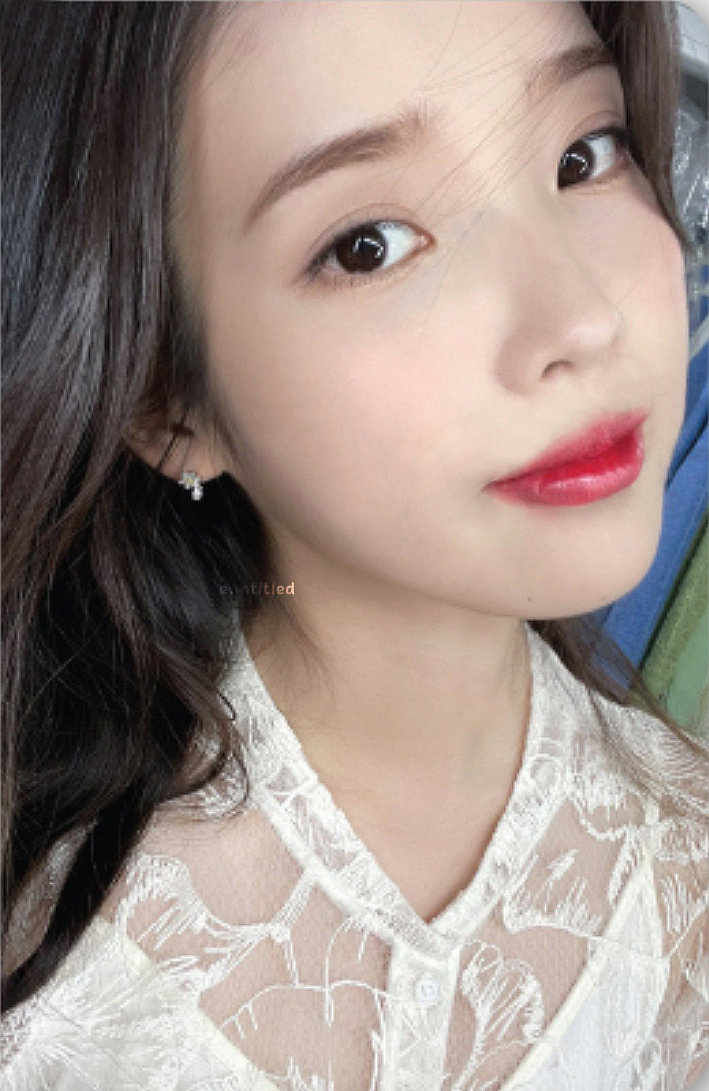 iu 李知恩