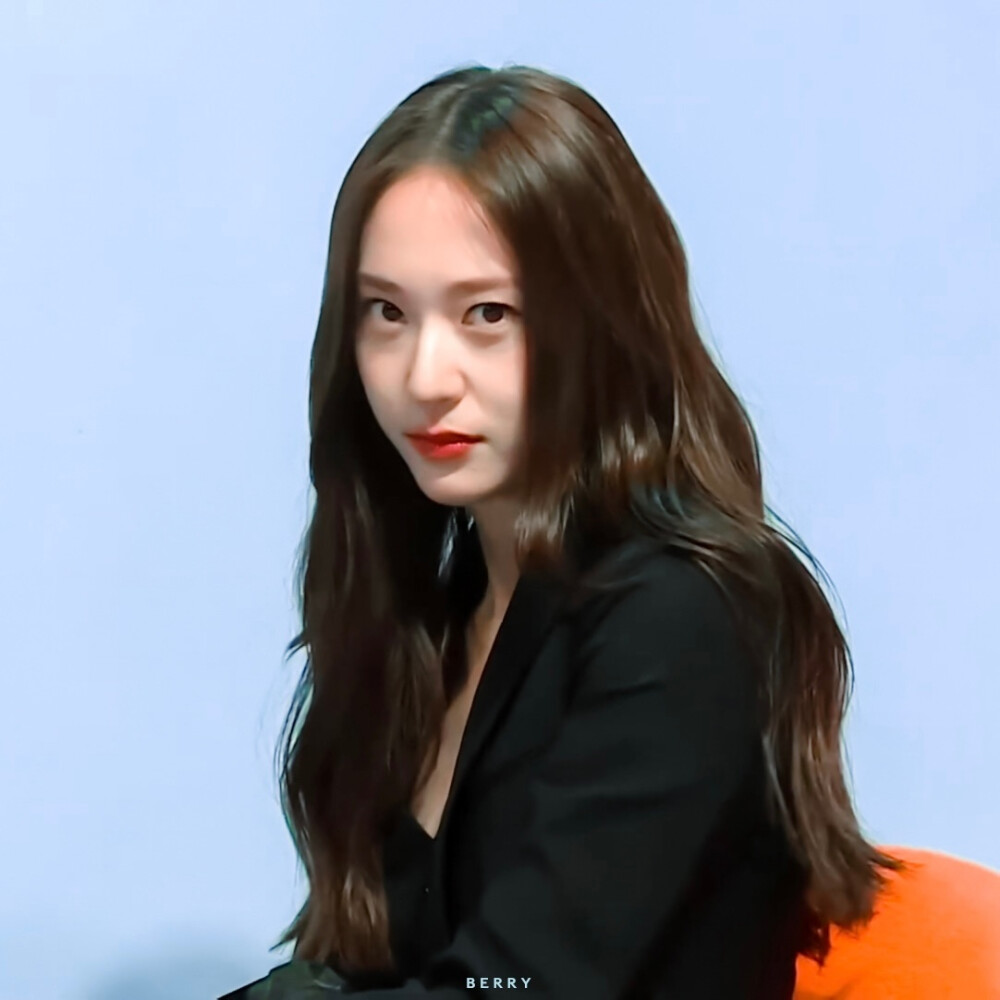 郑秀晶 Krystal
©BerryKry1994