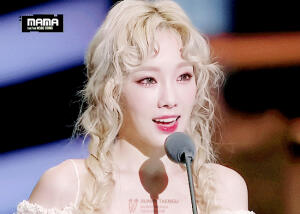 金泰妍 2015mama 最佳女歌手