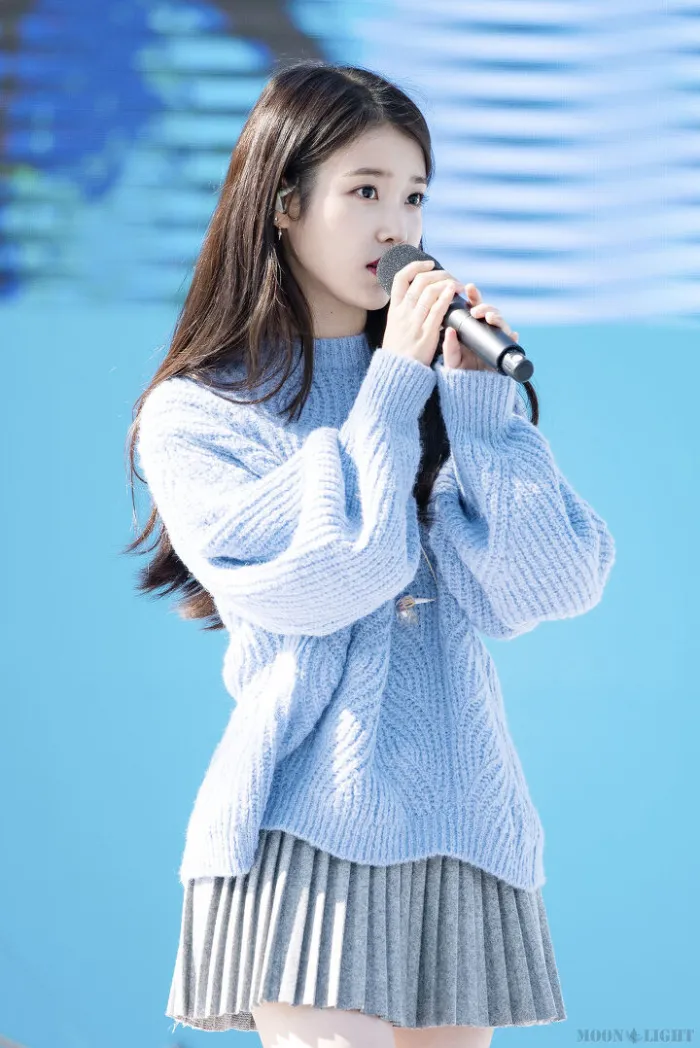 MoonLight_iu