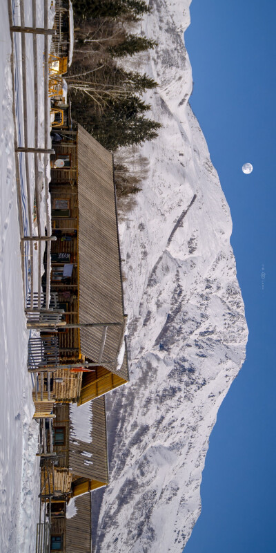  电脑桌面壁纸 横屏壁纸 锁屏雪山 图源小武拉莫