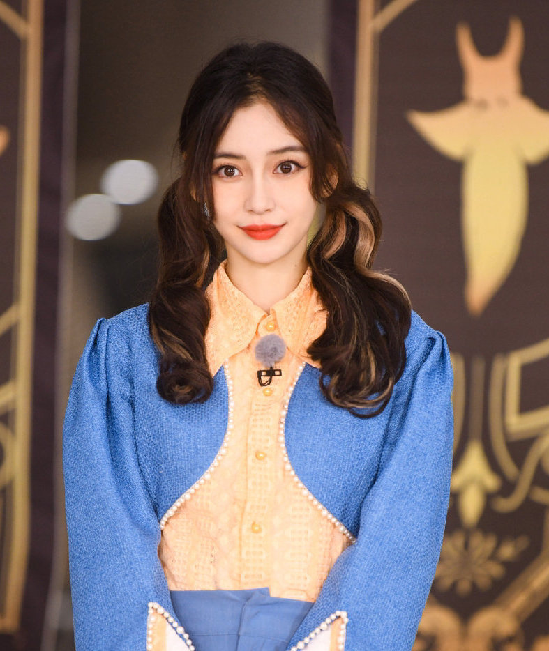 angelababy赞评论更多