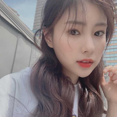 姜惠元Hyewon