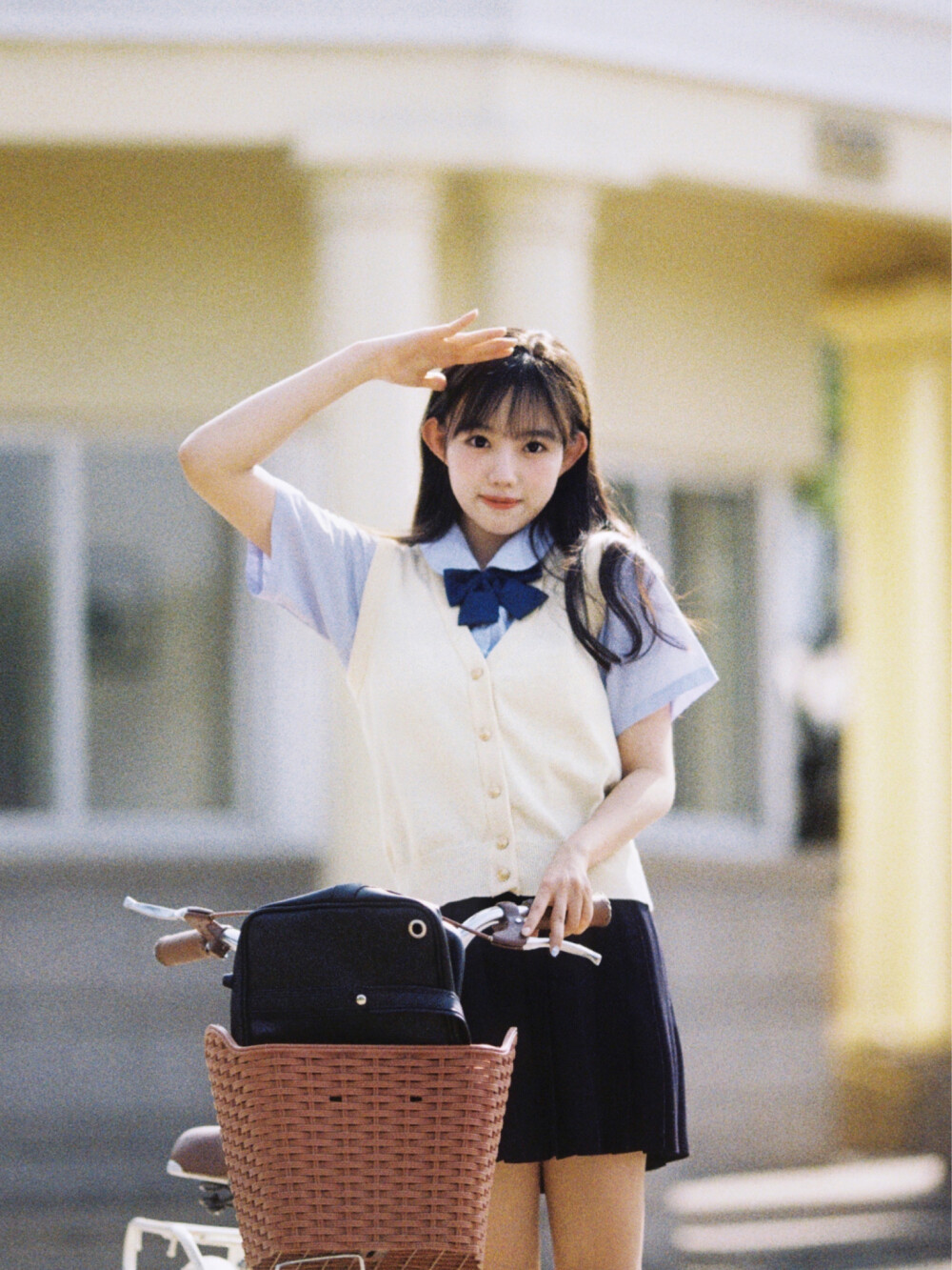 在谷底也要开花
在海底也要望月✨
出境：@SNH48-李慧
摄影：@菇菇子_