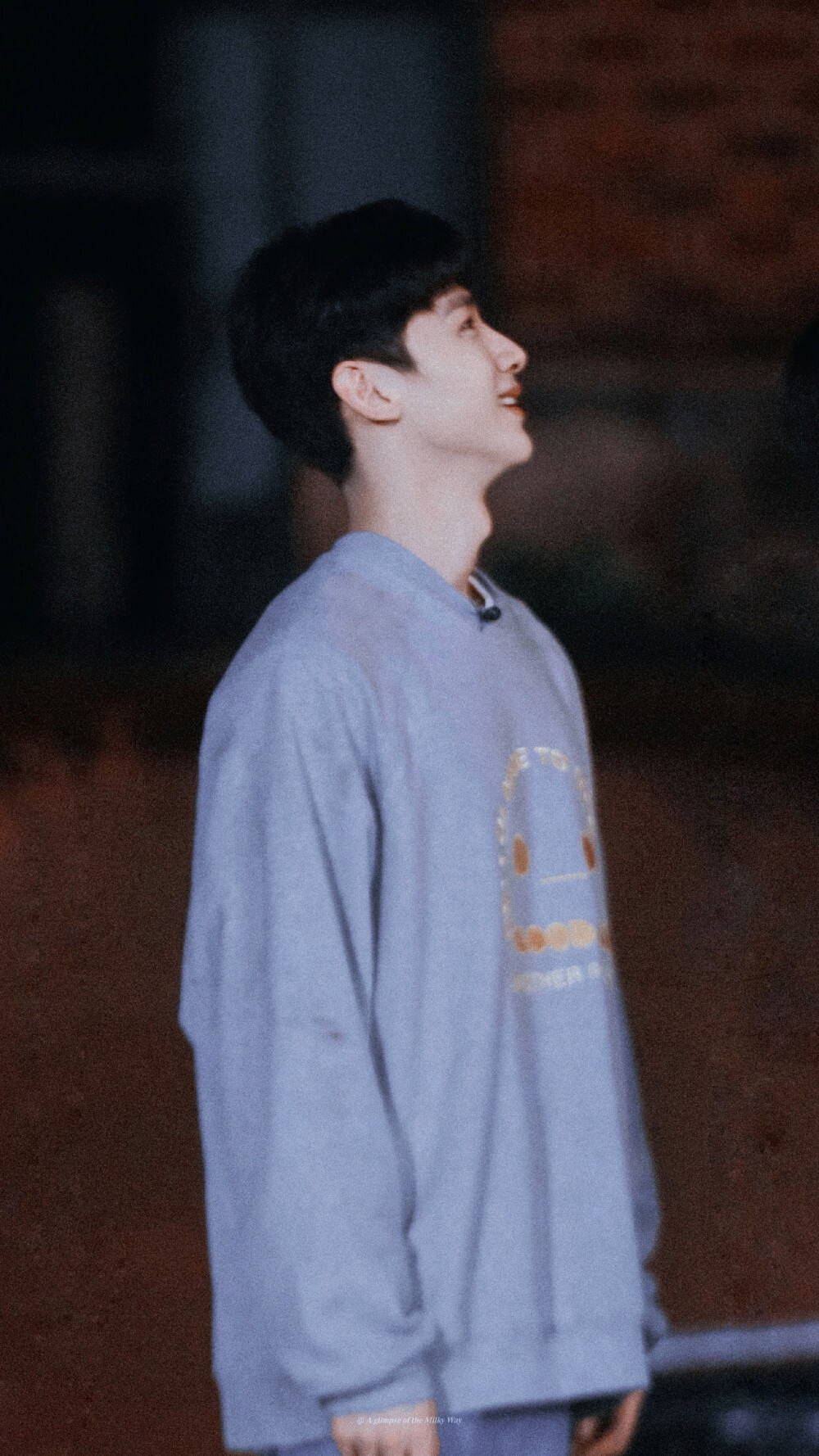 白敬亭
©窥见银河星雾