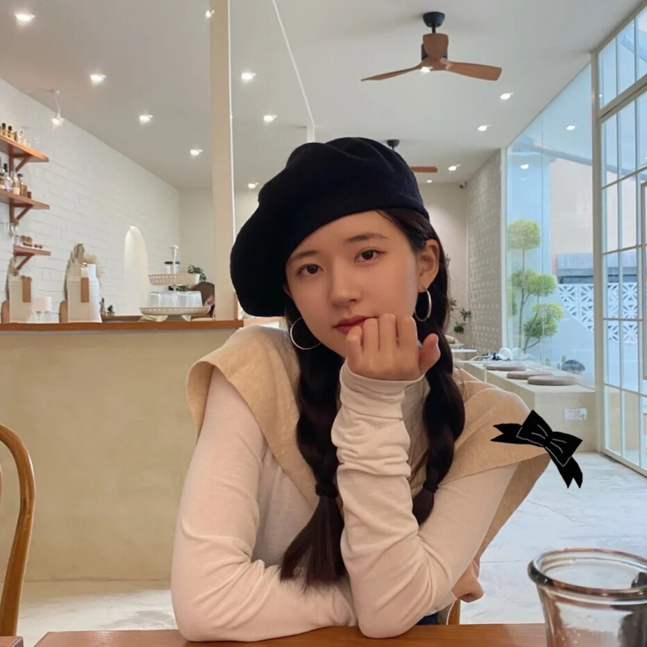 赵露思套图可二改
9张