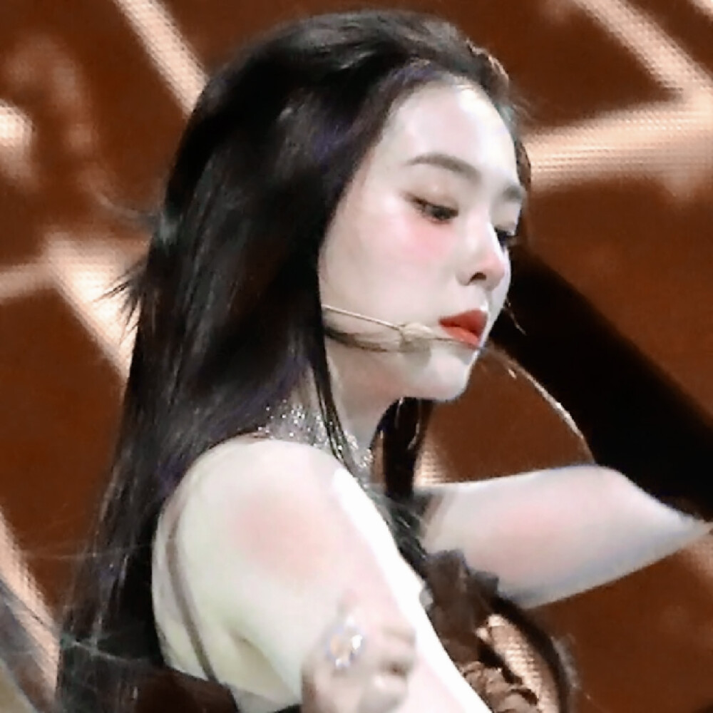 『原图cr。BABY BOTTLE FIRST LOVE』
『二传注明楠词甜』
『拿图吱声』