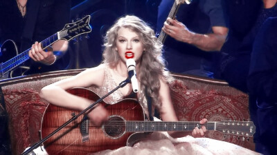 Taylor Swift & speak now³
夏日裡追後的玫瑰
