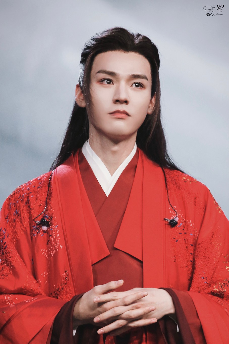 龚俊/ 温温大美人!