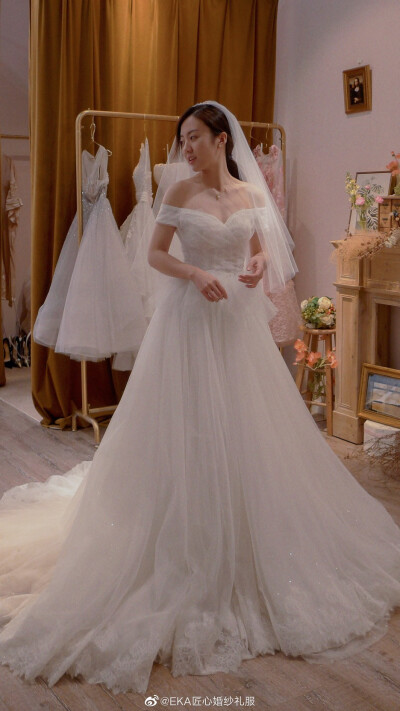 婚纱 图源微博cr @ EKA 匠心