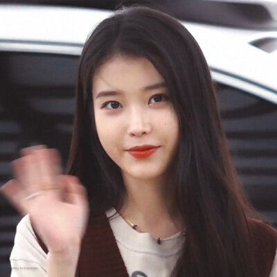 IU#李知恩#头像女
cr.wb