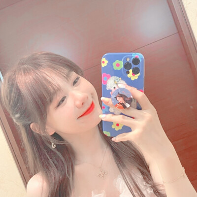 ·徐梦洁·
已经连续给彩虹发私信59天啦！