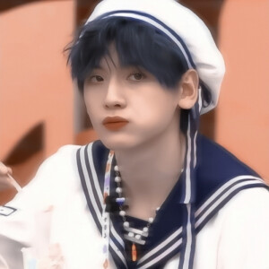 ·翟潇闻


原截.许秋泽 