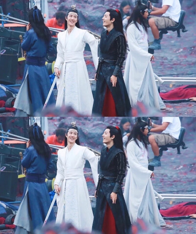 陈情令～～射日之征花絮图片～～忘羡～～
哥哥弟弟打闹日常～～