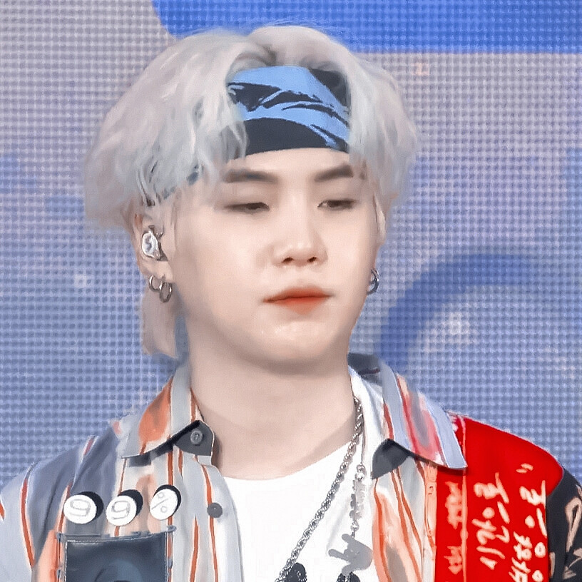 肩头的疤痕 银质项链 未完的乐谱 YoonGi。