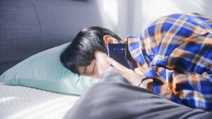 朴志训橙光素材