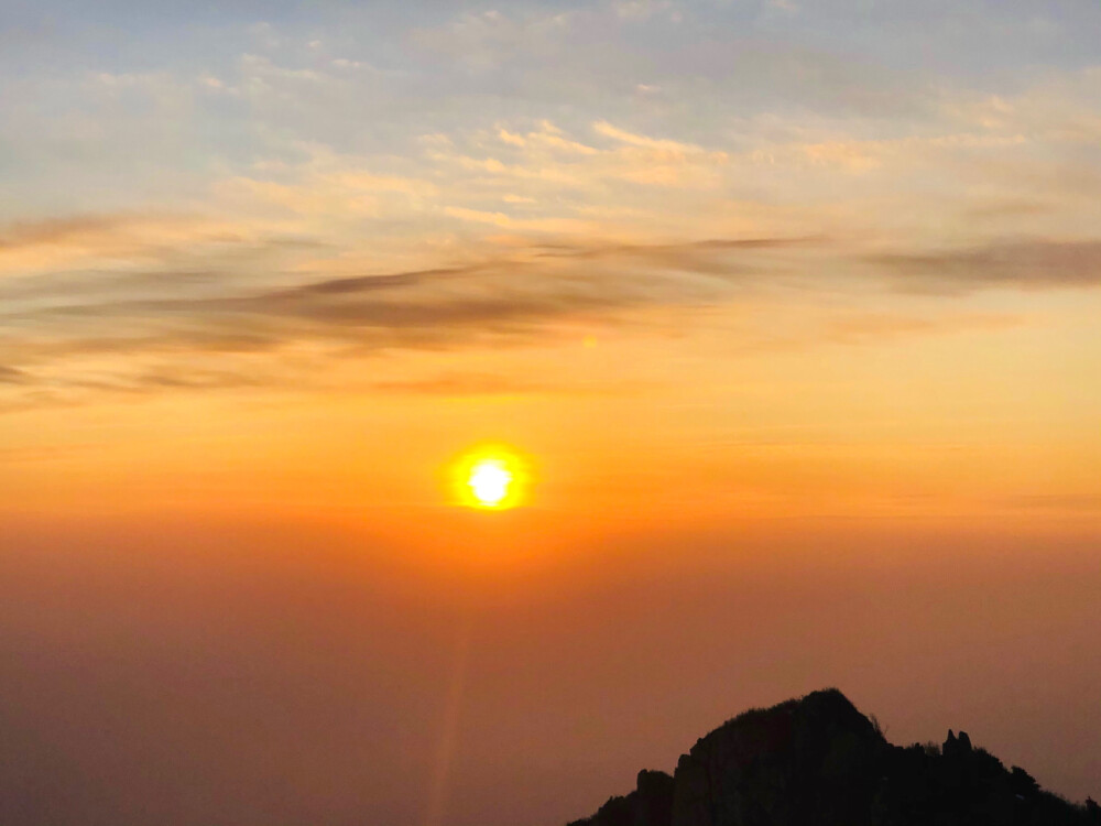 泰山夜爬 日出