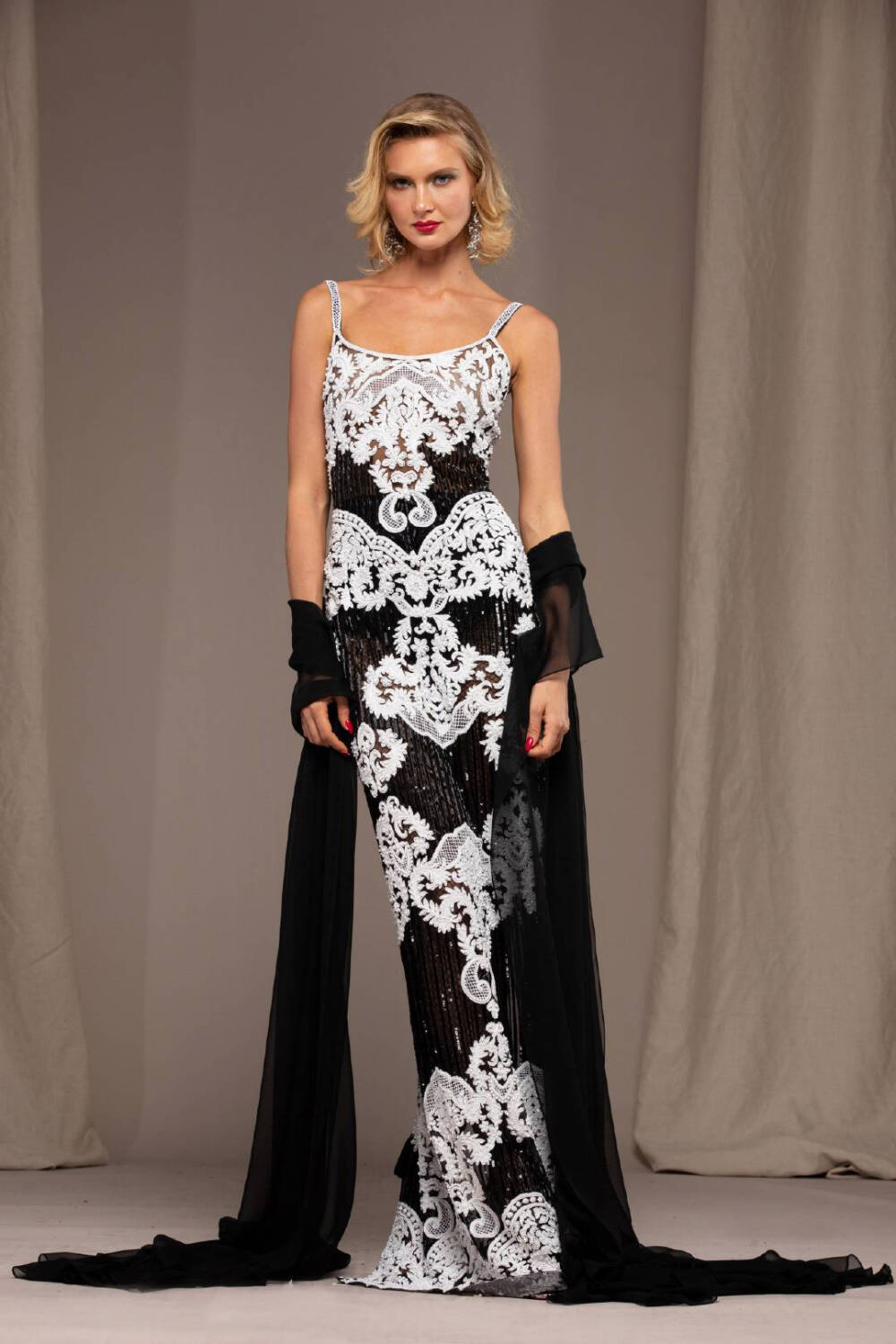 Naeem Khan Resort 2022 ​​​