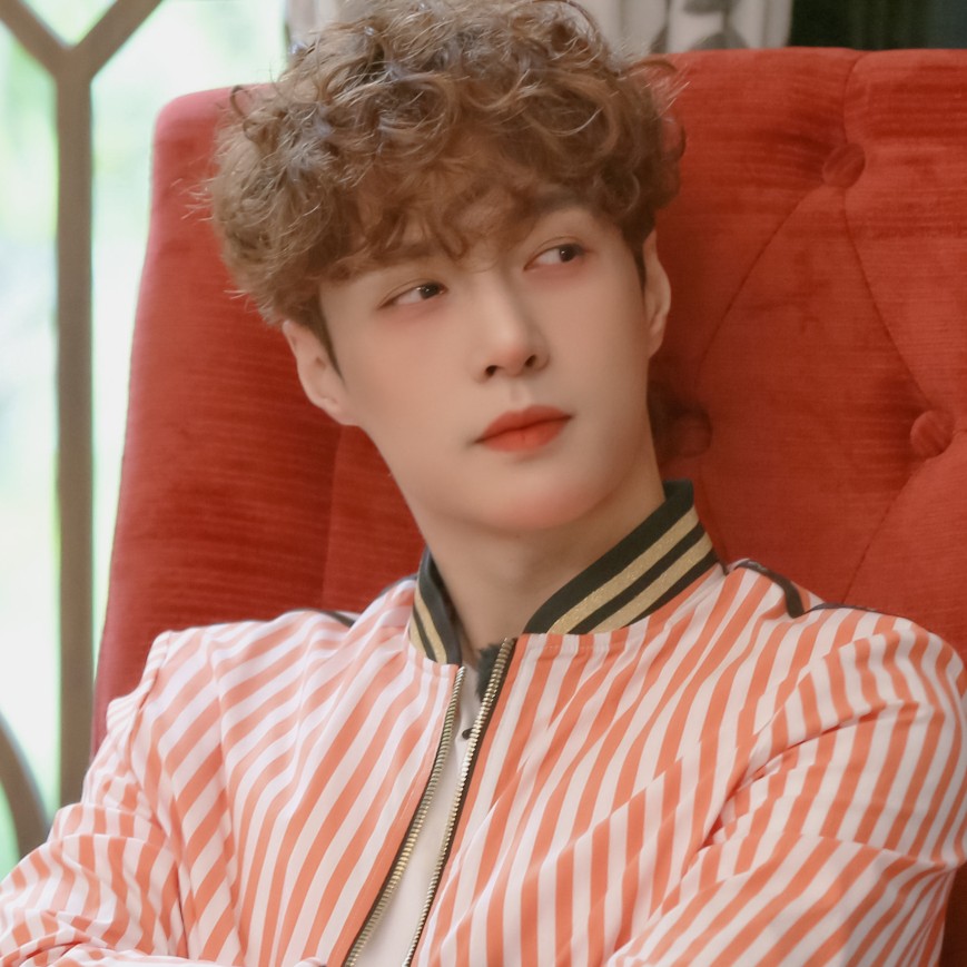 张艺兴可二改 已加妆容微调降躁 二改注明鹿言