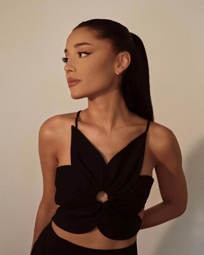 ariana grande