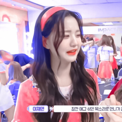 我要露出马脚 好让你看出来我是一匹马
张元英‖原图朴安冉