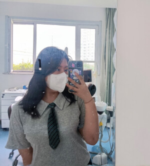 去医院陪宣仔拆线