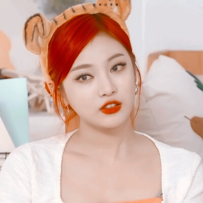 “柳智敏 宁艺卓”
二传标明：林晗唧