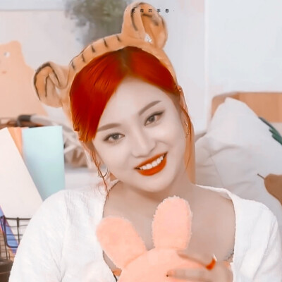 “柳智敏 宁艺卓”
二传标明：林晗唧