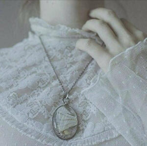 Laura Makabresku