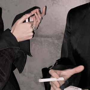 背景图 手控头像现在的快乐,一周休两天 - 高清图片,堆糖,美图壁纸