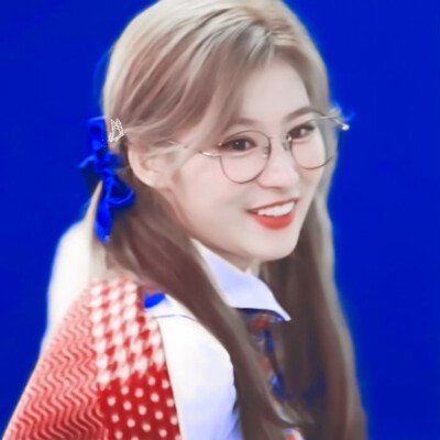 虽然我没去过你的城市，但我做过那里的题
凑崎纱夏‖原图沈喃月