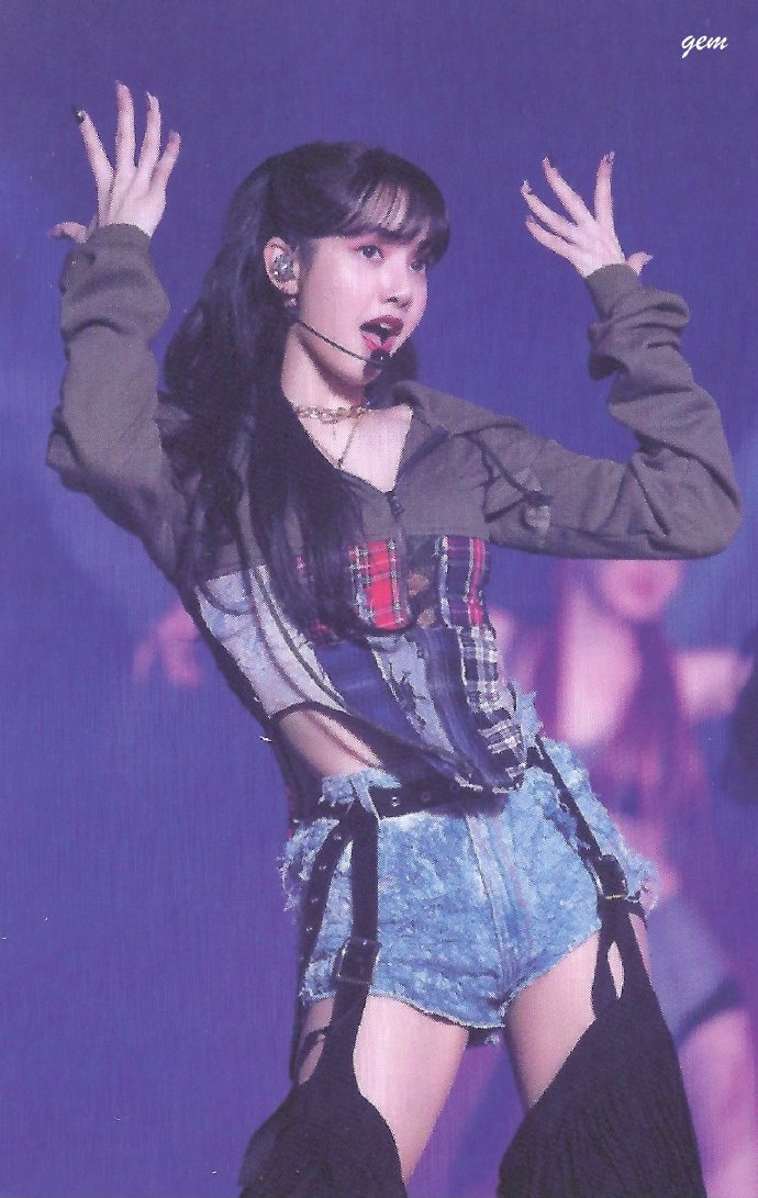 210620 THE SHOW DVD PHOTOBOOK