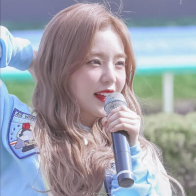 裴珠泫
／爱岛落日／