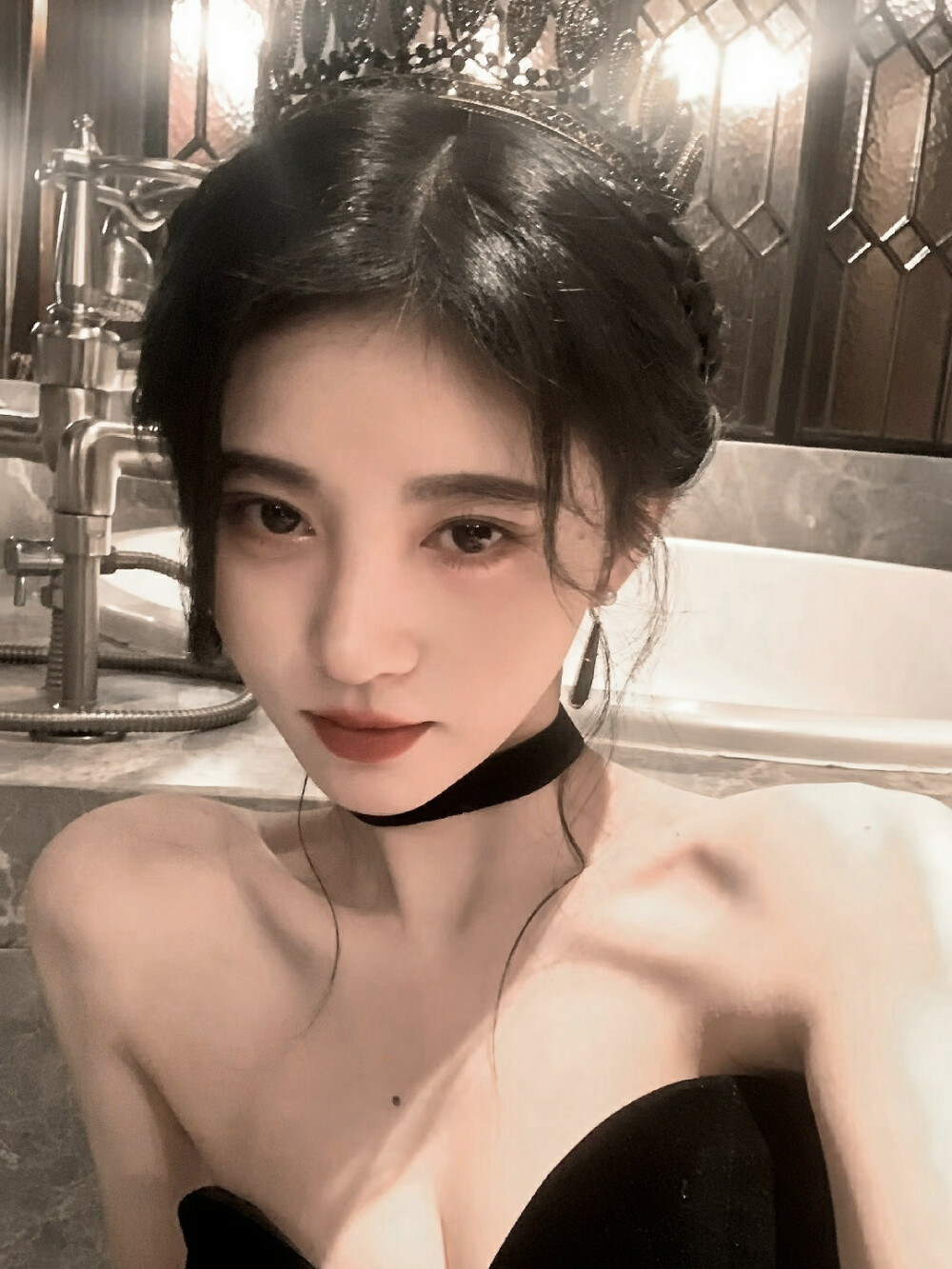 
*** (I'm A) (Instrumental Version) 饕餮盛宴
