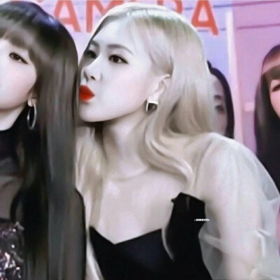 BLACKPINK
五花肉cp
lisa&rosé