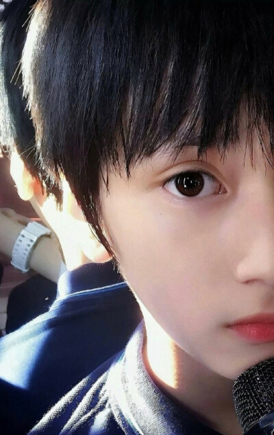 人类幼崽系列之严浩翔