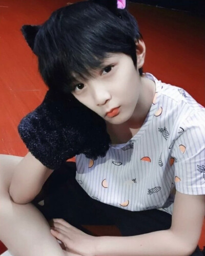 人类幼崽系列之刘耀文